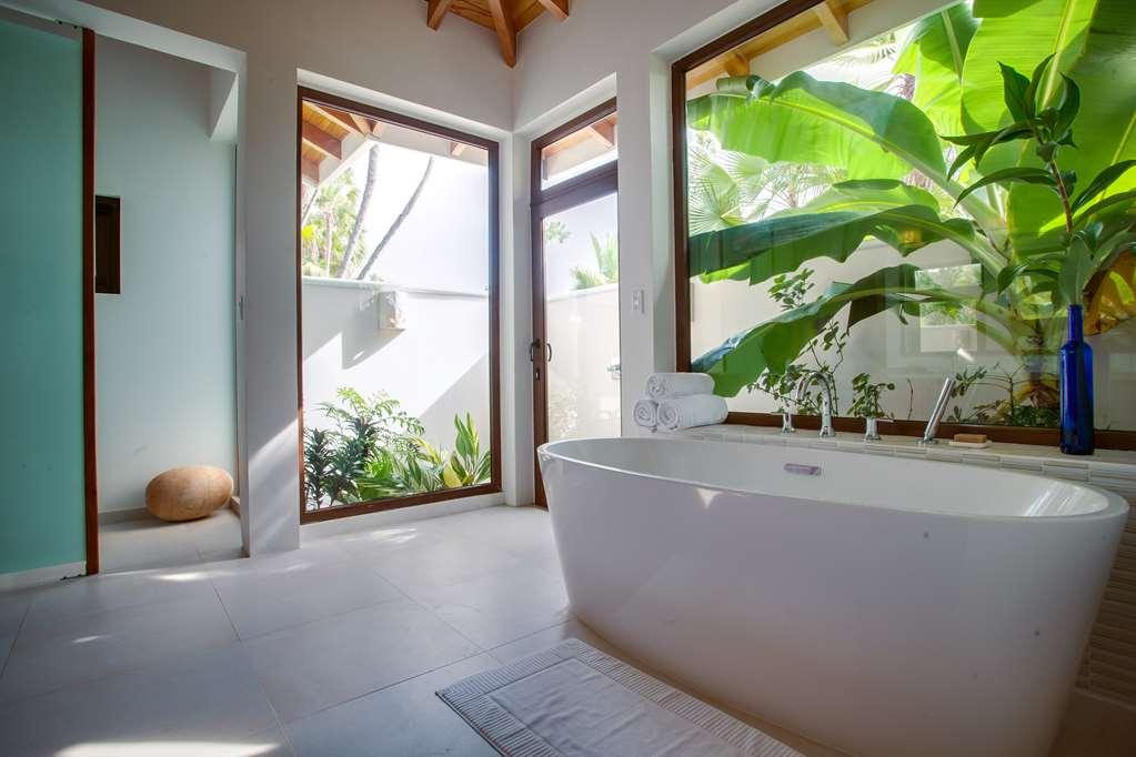 Naia Resort And Spa Seine Bight Village Номер фото