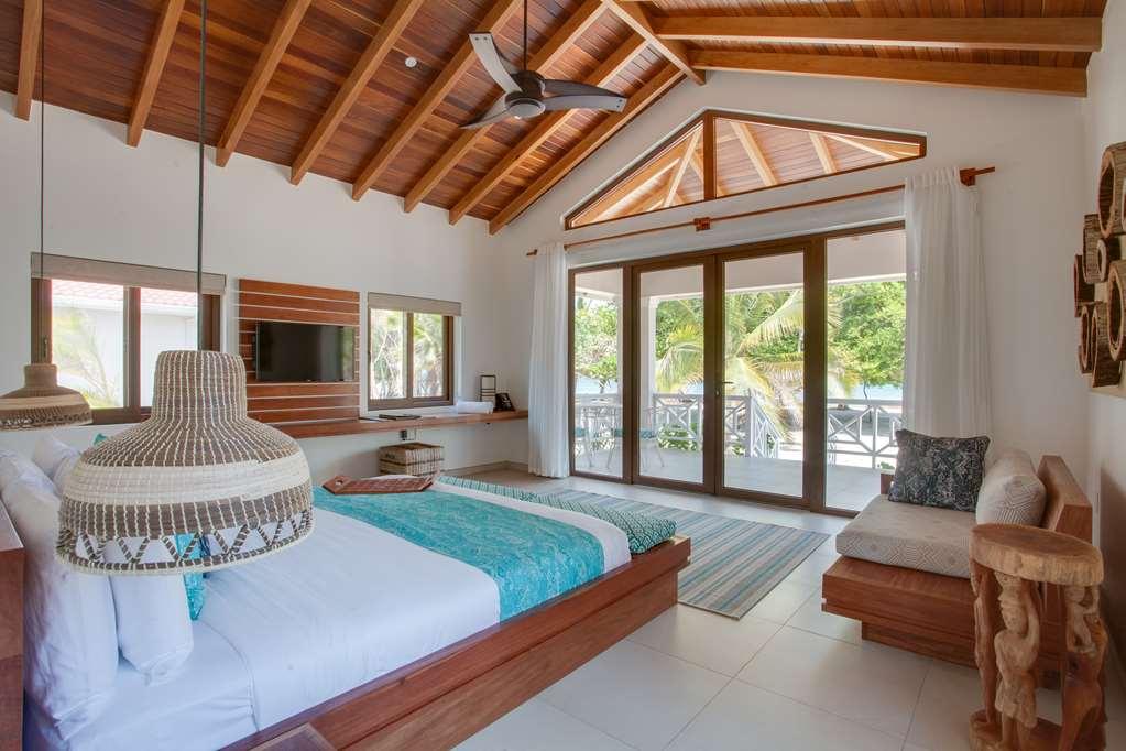 Naia Resort And Spa Seine Bight Village Номер фото