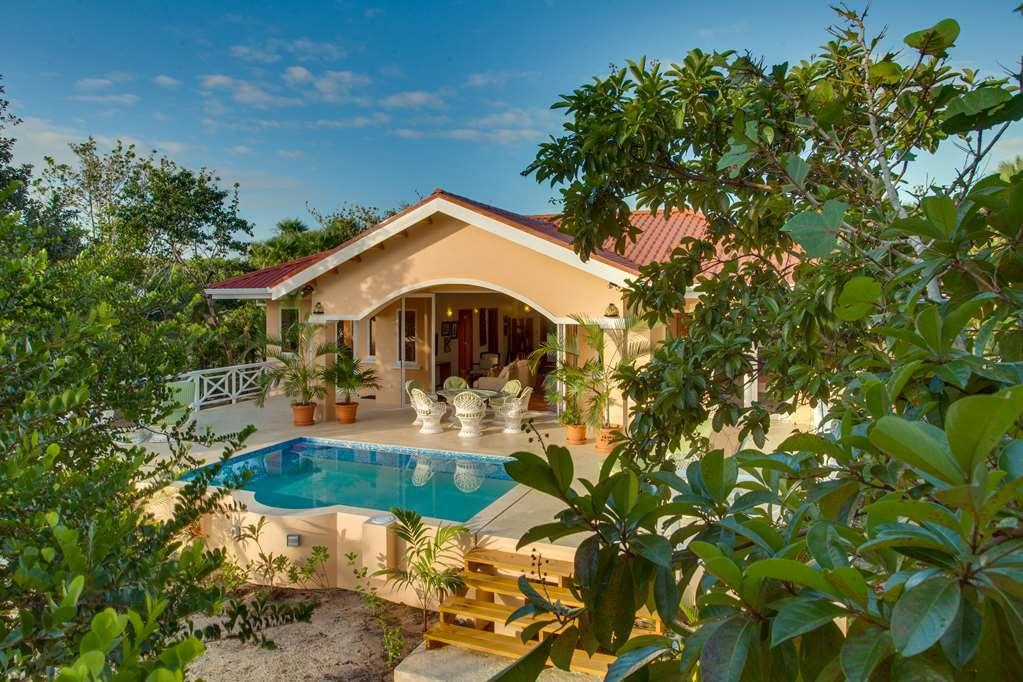 Naia Resort And Spa Seine Bight Village Зручності фото