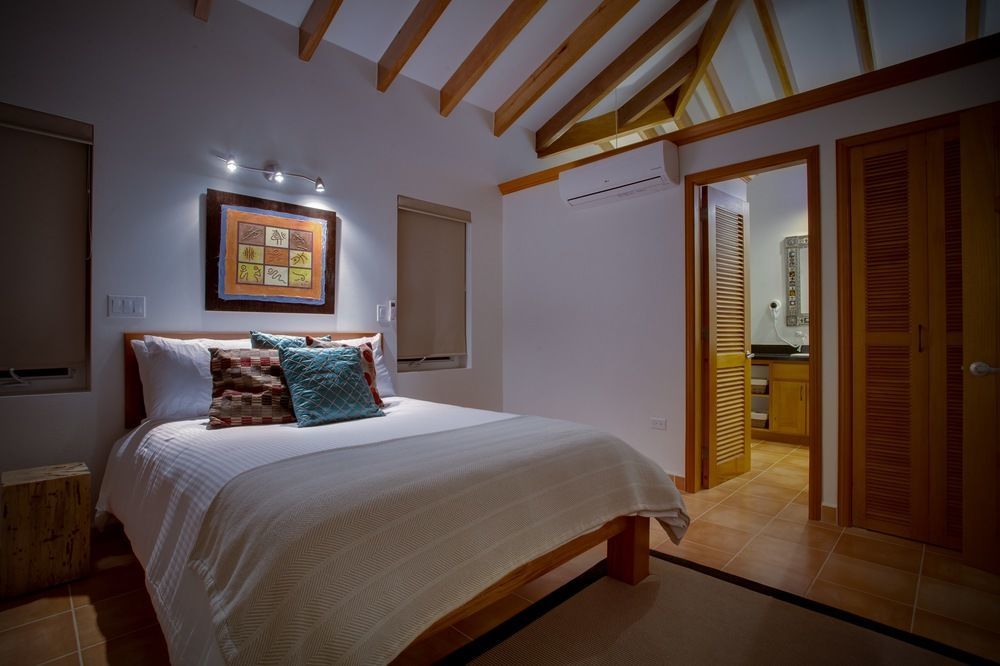 Naia Resort And Spa Seine Bight Village Екстер'єр фото